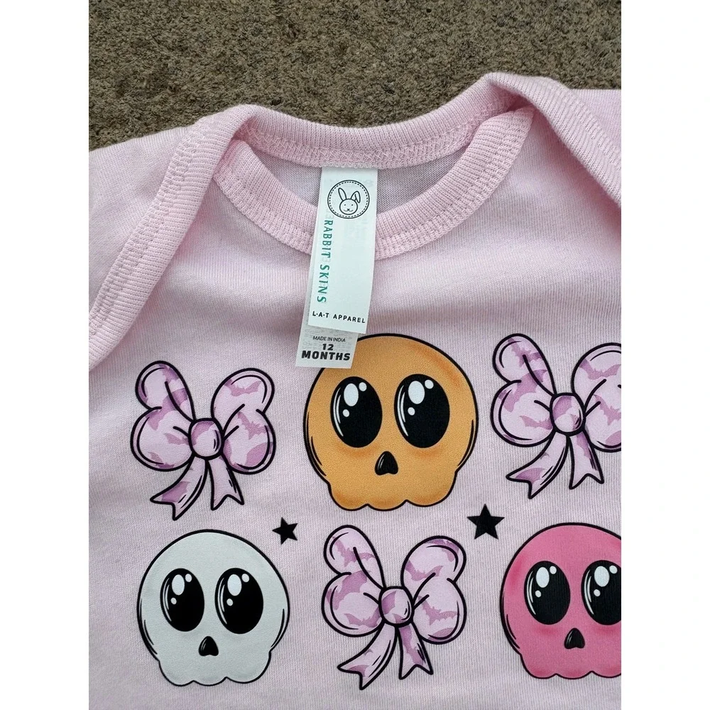 Pink Baby Bodysuit 12 Months Skulls‎ Bows Halloween Cute Graphic